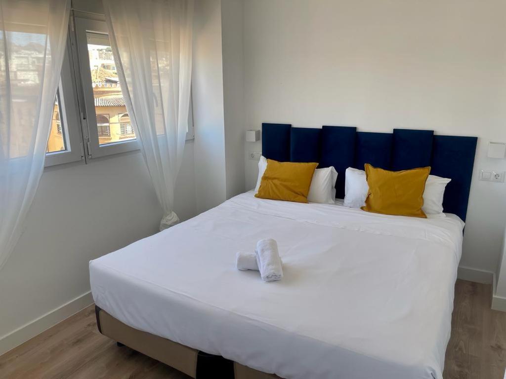 Malaga City Suites Exterior foto